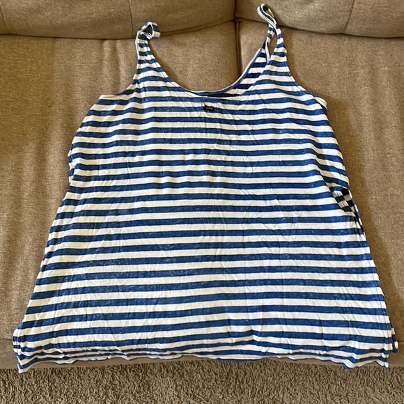 Volcom Womens tank top size small - Picture 2 of 5